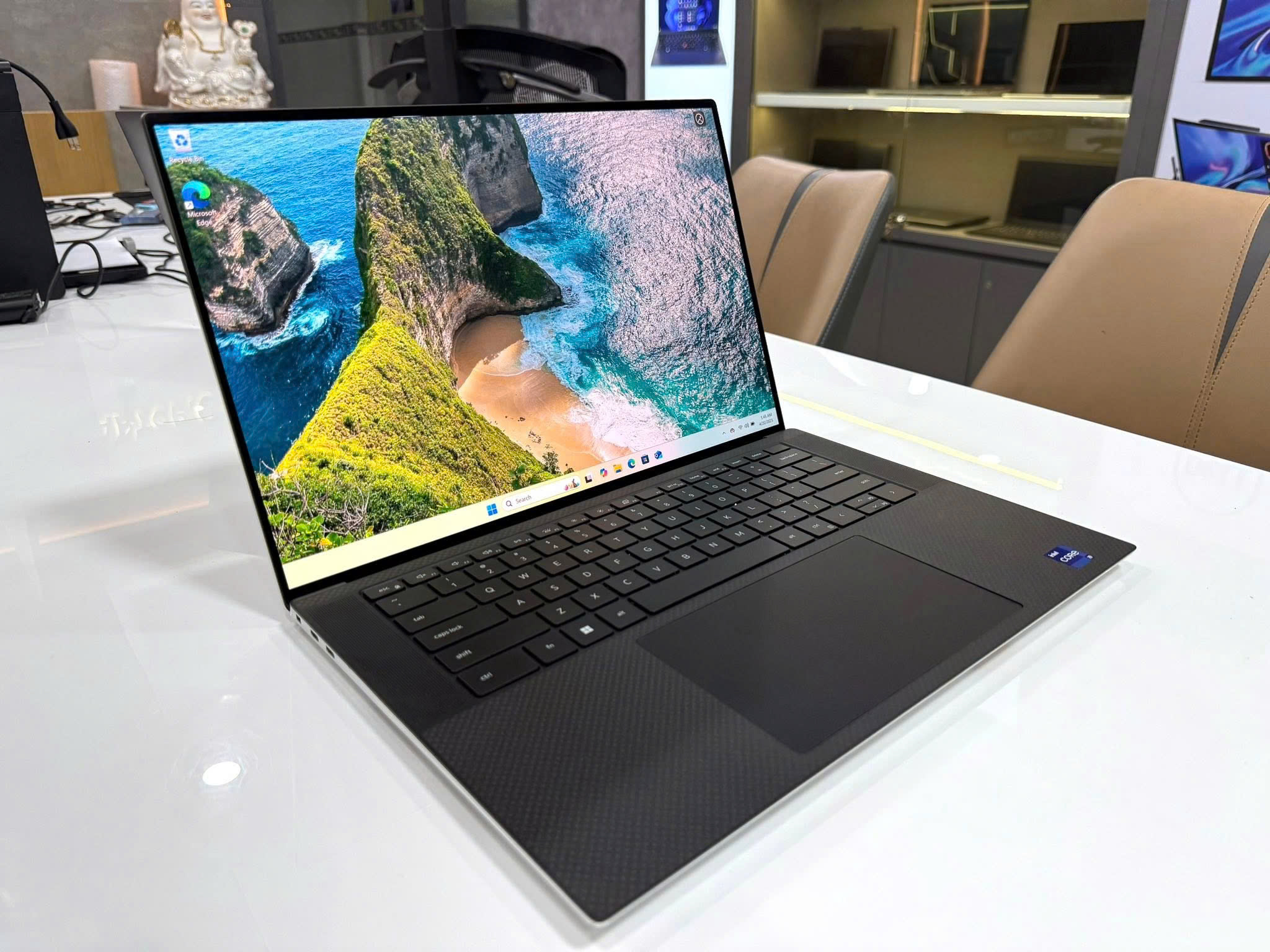 Laptop